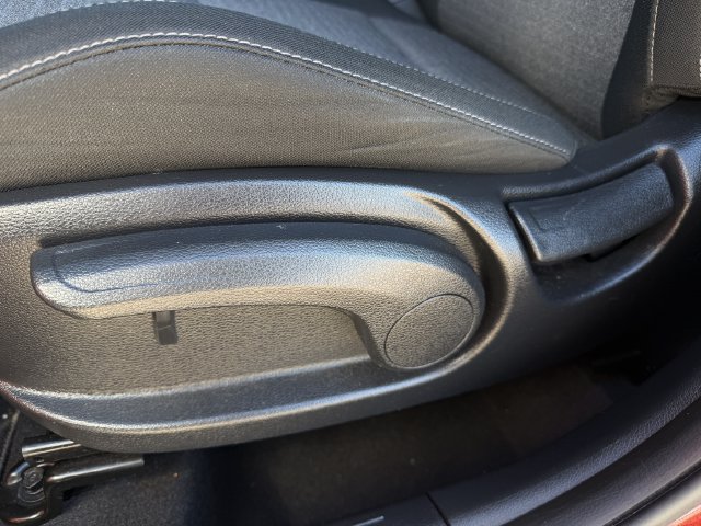 Used 2020 Kia Soul S FWD image 23