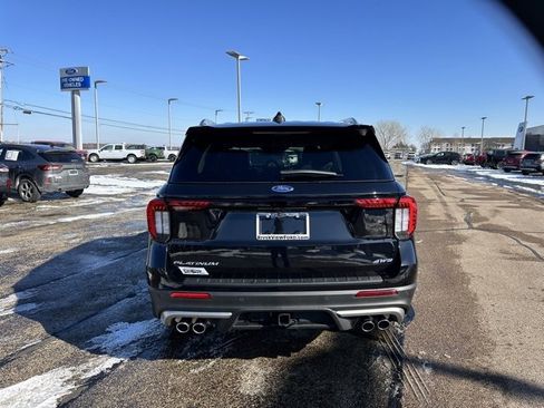 Used 2025 Ford Explorer Platinum w/ Ultimate Package image 5