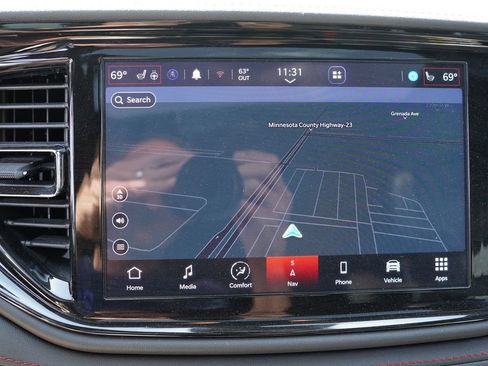 Used 2025 Dodge Durango GT AWD/4WD image 7