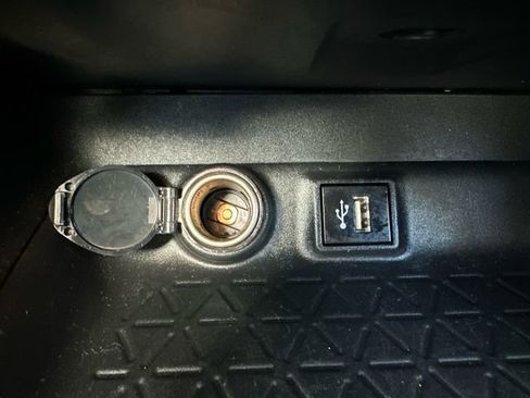 Certified 2024 Toyota RAV4 LE image 35