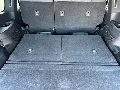 Used 2026 Lexus LX 700h Luxury image 19