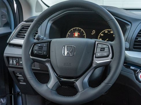 New 2026 Honda Odyssey Touring image 19
