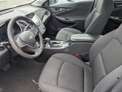 Used 2023 Chevrolet Malibu LT FWD image 10