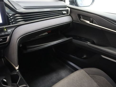 Used 2025 Toyota Camry LE FWD image 22