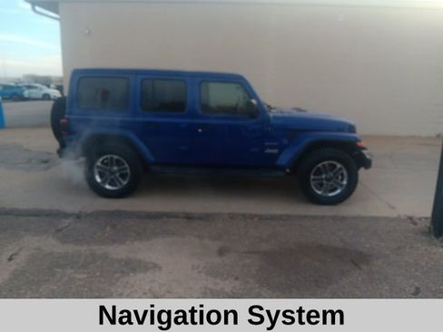 Used 2018 Jeep Wrangler Unlimited Sahara image 3