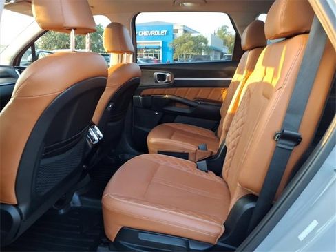 Used 2022 Kia Sorento SX Prestige w/ Rust Color Package image 19