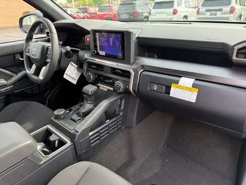 New 2026 Toyota 4Runner TRD Off-Road AWD/4WD image 17