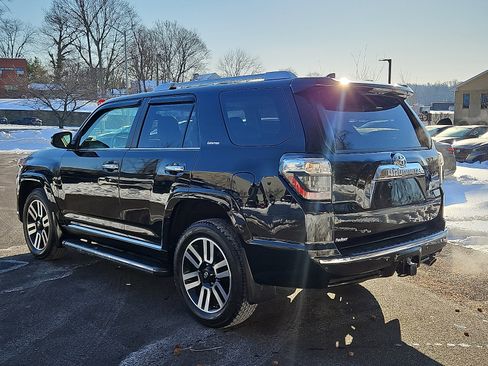 Used 2017 Toyota 4Runner Limited image 4
