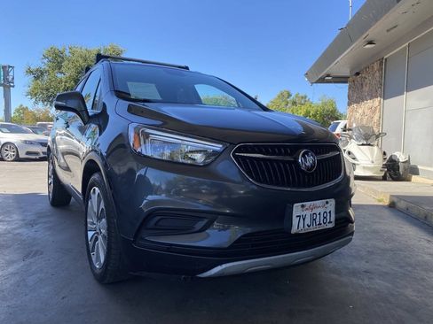 Used 2017 Buick Encore Preferred FWD image 3
