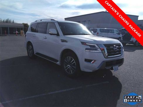 Used 2023 Nissan Armada SL w/ Captain's Chairs Package image 1