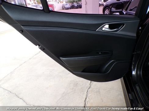 Used 2018 Kia Stinger GT RWD image 17