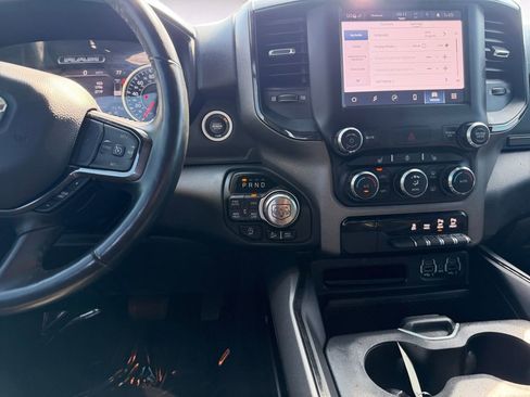 Used 2022 RAM 1500 Big Horn w/ Built-to-serve Edition image 11