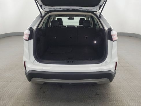 Used 2024 Ford Edge SEL image 29