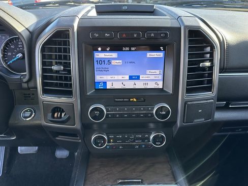 Used 2019 Ford Expedition Platinum image 28