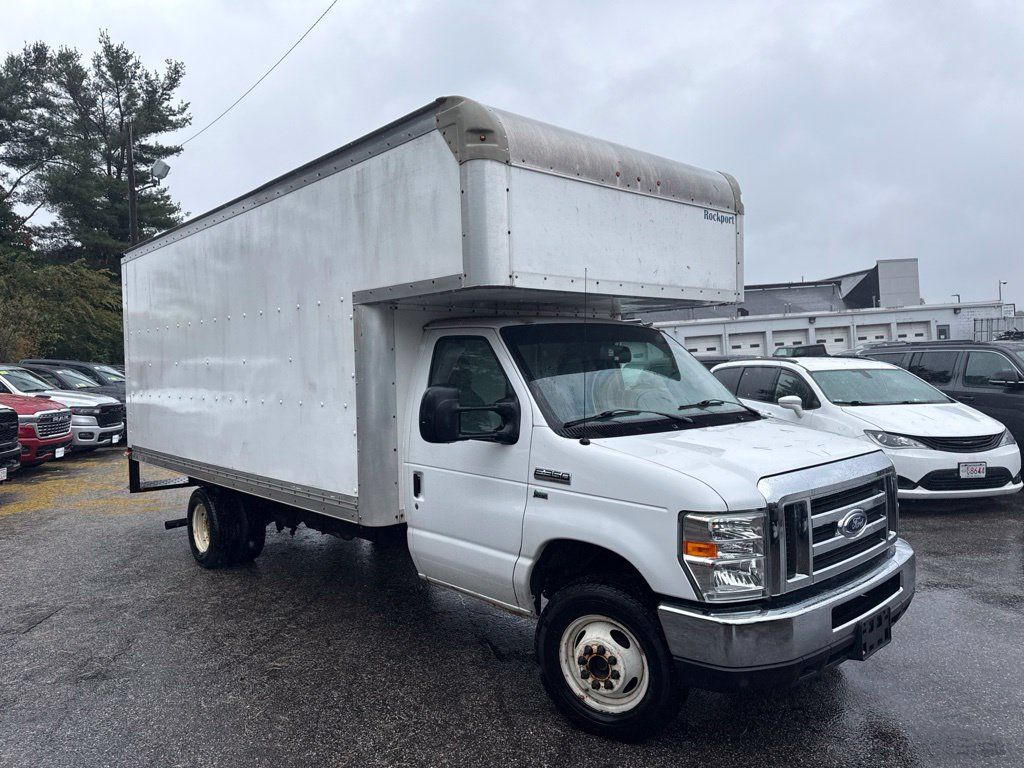 Used 2016 Ford E-350 and Econoline 350 Super Duty RWD image 7