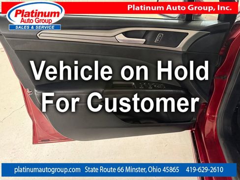 Used 2017 Ford Fusion SE w/ Fusion SE Technology Package FWD image 26