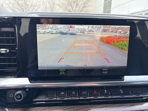 Used 2023 Chevrolet Silverado 1500 LT Trail Boss w/ LPO, Dark Essentials Package image 24