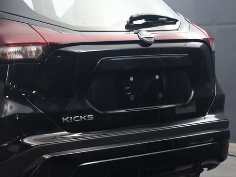 Certified 2024 Nissan Kicks S image 7