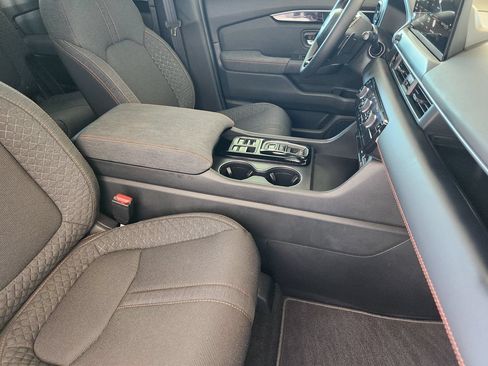 Used 2026 Honda Pilot Sport image 13