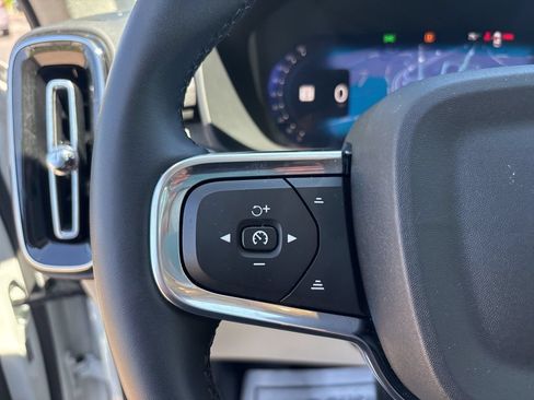 Certified 2026 Volvo XC40 B5 Plus AWD/4WD image 20