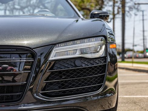 Used 2014 Audi R8 V10 w/ Full Leather Package AWD/4WD image 59