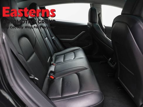 Used 2019 Tesla Model 3 Standard Range RWD image 15