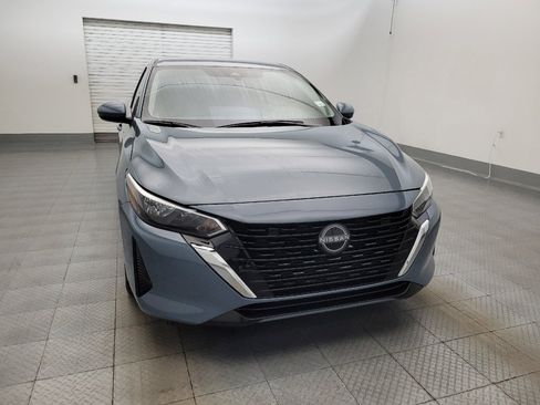Used 2025 Nissan Sentra SV FWD image 14