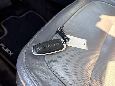 Used 2018 Ford Flex SEL w/ Equipment Group 202A FWD image 28