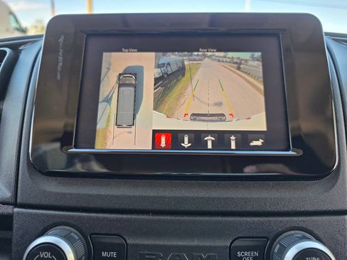 Used 2023 RAM ProMaster 3500 w/ Driver Convenience Group image 8