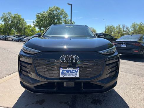 Used 2025 Audi Q6 e-tron Premium Plus w/ Premium Plus AWD/4WD image 2