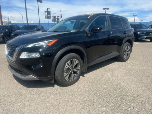 Used 2023 Nissan Rogue SV FWD image 7