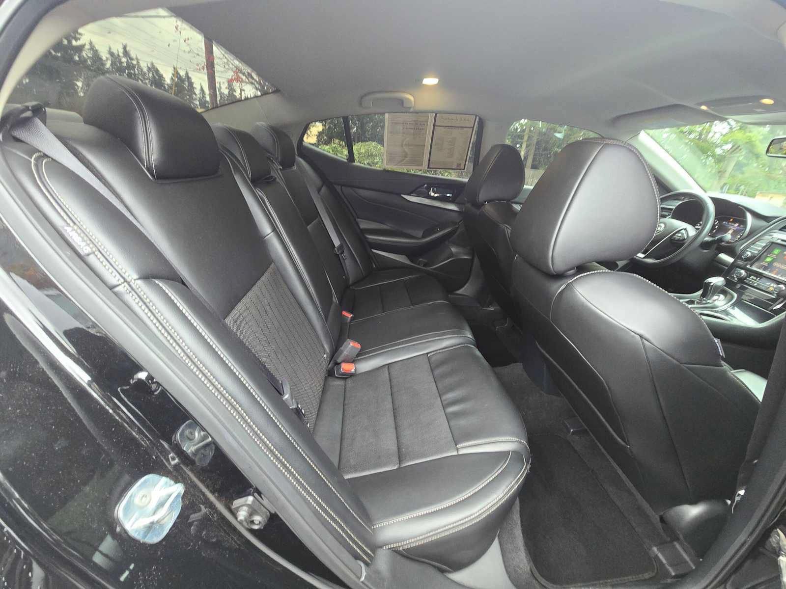 Used 2023 Nissan Maxima SV FWD image 11
