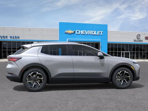 New 2026 Chevrolet Equinox EV LT AWD/4WD image 5