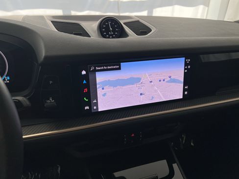 Certified 2025 Porsche Cayenne Coupe image 23