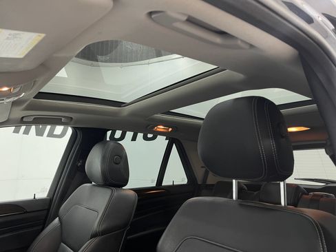 Used 2015 Mercedes-Benz ML 350 4MATIC image 12
