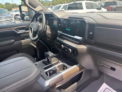 Used 2024 Chevrolet Silverado 1500 RST w/ Max Trailering Package AWD/4WD image 13