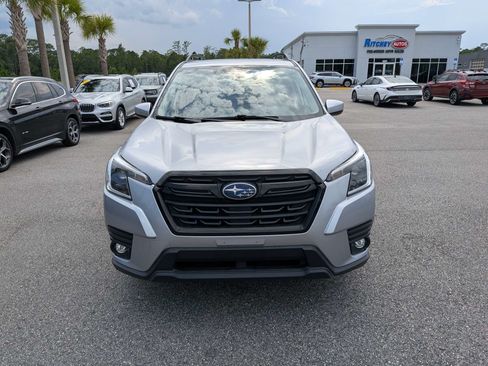 Certified 2024 Subaru Forester Premium AWD/4WD image 8