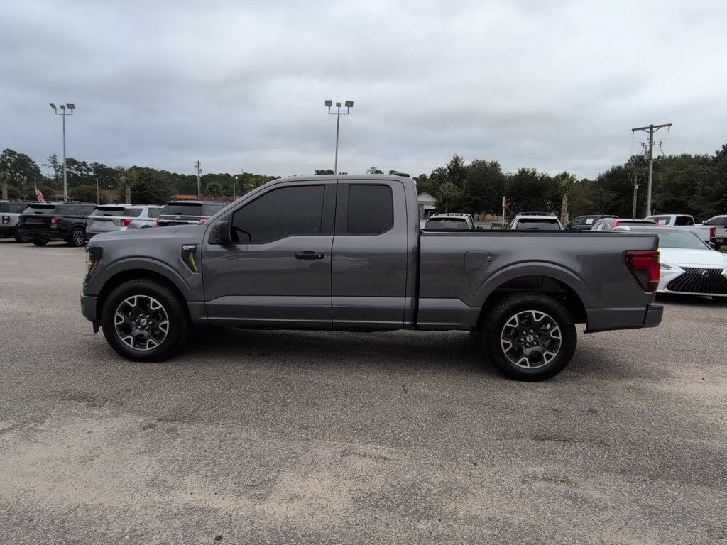 Used 2025 Ford F150 STX w/ Equipment Group 200A RWD image 7
