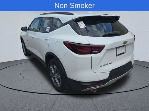 Used 2023 Chevrolet Blazer LT AWD/4WD image 6