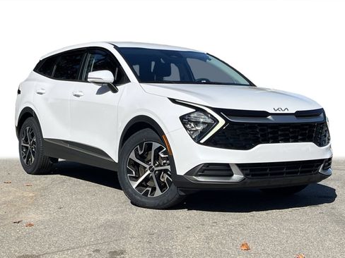 Certified 2023 Kia Sportage EX image 2