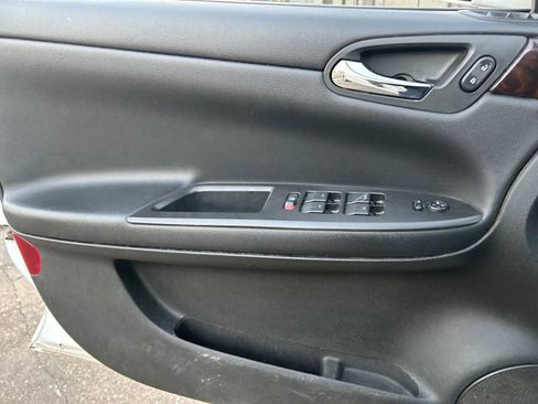 Used 2014 Chevrolet Impala LT FWD image 14
