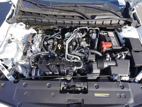 Certified 2025 Nissan Altima 2.5 SV image 7