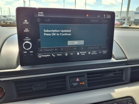 Used 2025 Honda Pilot Touring image 20