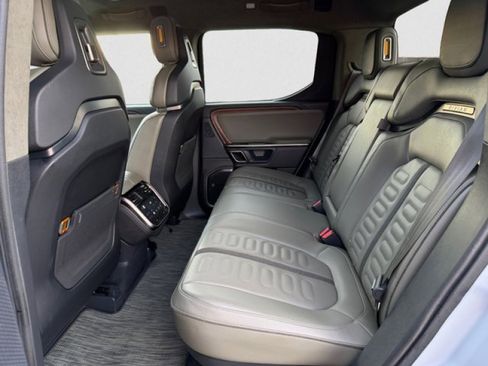 Used 2023 Rivian R1T Adventure image 19