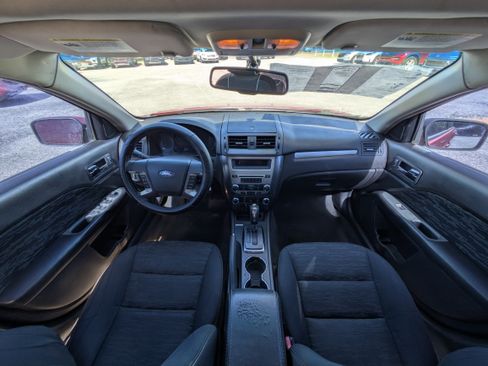 Used 2010 Ford Fusion SE FWD image 27
