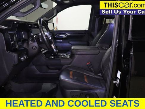 Used 2024 GMC Sierra 1500 AT4 w/ Technology Package AWD/4WD image 13
