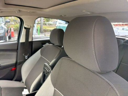 Used 2014 Ford Focus SE image 10