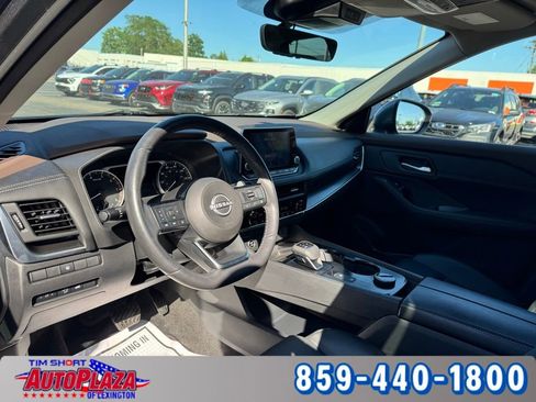 Used 2023 Nissan Rogue SV w/ SV Premium B Package AWD/4WD image 3