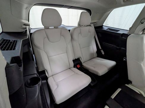 Used 2023 Volvo XC90 B5 Core w/ Protection Package Premier AWD/4WD image 27