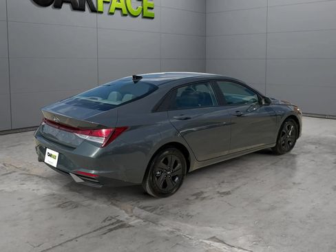 Used 2023 Hyundai Elantra SEL FWD image 12